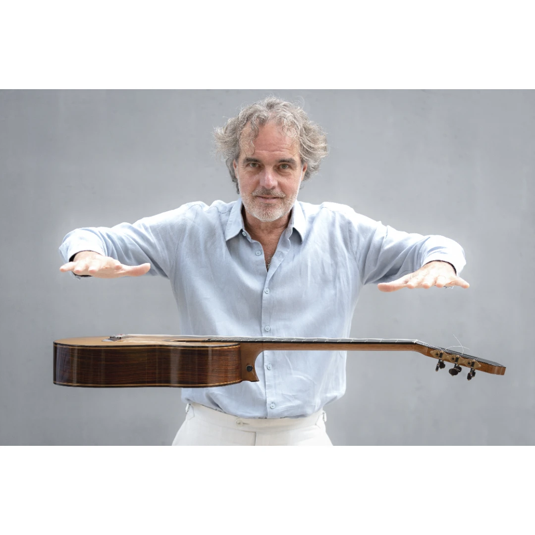 Falk Zenker: Magische Klangreisen Gitarre & Live Looping