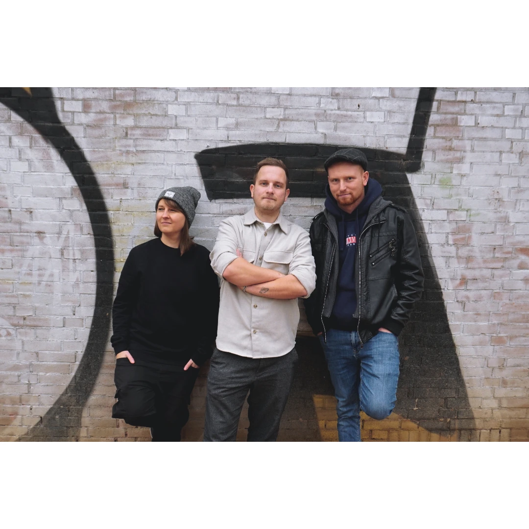 PHÄTTE ZEITEN DIE BAND MIT DER FAUST IST BACK IN THE HOUSE!
